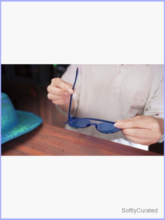 Holographic Space Cowgirl Hat with Rimless Heart Sunglasses Set main image 4